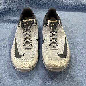 Nike LS Lite Run Women's Shoe, White, Size 10M